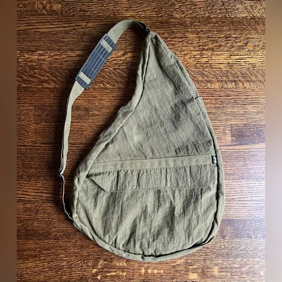 Olive Crossbody Travel Bag, Unisex Fabric Sling Backpack  display picture 1